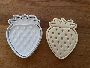 Strawberry Cookie Cutter - Picture 1 of 3