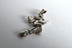 Anhänger 925 Silber - eine böse HEXE - Bild 1 von 5