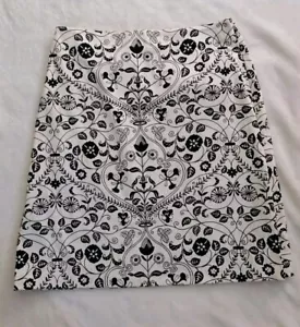 Ann Taylor Black And White Print Skirt Size 6 - Excellent Condition - Picture 1 of 4