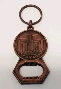 Portachiavi vintage Chicago souvenir apribottiglie bronzo made in Canada da secolo - Foto 1 di 9