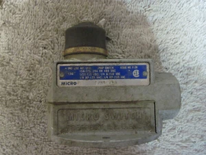 Micro Switch BZV62RN Limit Switch , Used - Picture 1 of 3