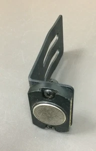 SOLO BASE magnetica, per porta microfono su staffa a 90 gradi, USATO - Foto 1 di 4