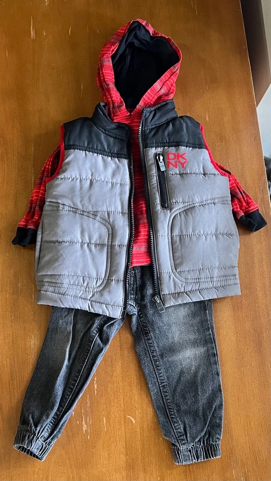 DKNY 3-Piece Outfit 18 mo Puffer Vest Hoodie Long Sleeve Shirt Pants Toddler - Image 1 of 4