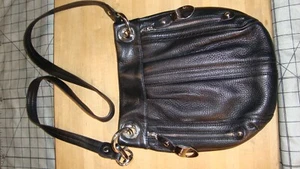 Bolso b. MAKOWSKY bandolera/bolso de hombro negro de cuero guijarros - Imagen 1 de 9