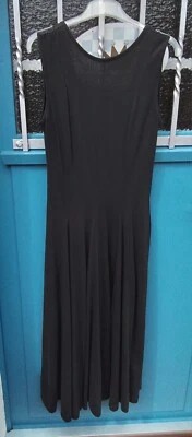 Kleid Von Solitaire Gr.38 Schwarz Tellerrock selten getragen  - Bild 1 von 4