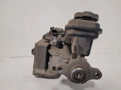 Conjunto de bomba y motor ABS usado se adapta a: Chevrolet Corsica 1992 montaje grado A Foto 1 de 4