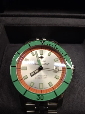 Reloj pulsera Zodiac ZO9269 Super Sea Wolf 53 automático de acero inoxidable para hombre Foto 1 de 4