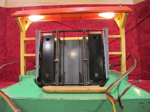 Lionel post guerra 164 capannone caricatore legname e controller originale ~ TESTATO FUNZIONANTE - Foto 1 di 18