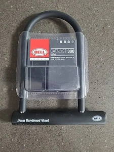 Bell U-Lock Catalyst 300 Bicycle Lock 12mm Hardened Steel with 2 Keys Level 3 - Picture 1 of 4