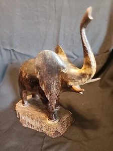 Vintage massives schweres Holz ELEFANT braun 10" hoch Rüssel hoch Statue, reparierter Rüssel - Bild 1 von 15