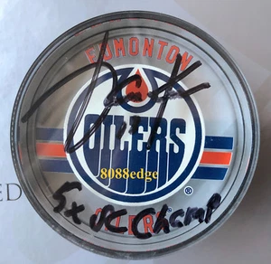 UDA "JARI KURRI" AUTO EDMONTON OILERS ACRYLIC PUCK - INSCRIPTION AUTOGRAPH COA - Picture 1 of 5