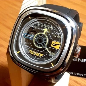 SEVENFRIDAY Runway 07 SO-T3 Men's Watch JAPAN Good condition USED - Picture 1 of 6