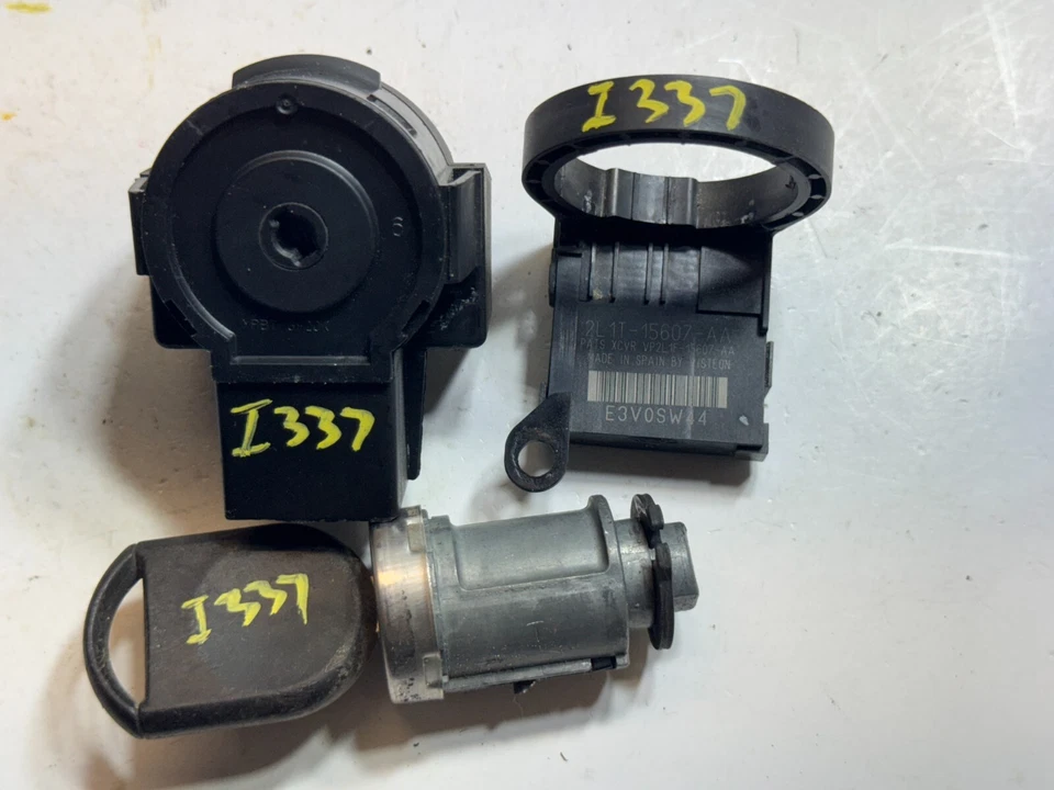 Ford F-150 2004 2005 camioneta bloqueo de encendido con llave e inmovilizador OEM 2L1T-15607-AA Foto 1 de 4