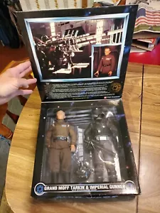 1997 Star Wars Sammlerserie Grand Moff Tarkin Imperial Gunner 12 Zoll Figur Neu - Bild 1 von 4