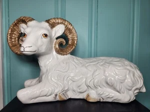 Ram de cerámica grande de 17" Italia hecha a mano pintada de colección, reposo acostada, granja - Imagen 1 de 12