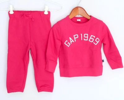 Conjunto de sudadera y pantalones forrados de lana para bebé GAP para niñas 18 meses (18-24 meses) Foto 1 de 4