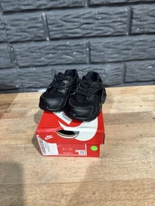 Nike Huarache Run Athletic Shoes Infant 2C Triple Black 704950-016 Slip On NEW - Picture 1 of 5