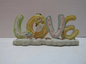 Vintage NOBLE MOMENTS LIEBE FIGUR MIT ENGEL & BLAUEN VÖGELN 6" X 3" - Bild 1 von 4