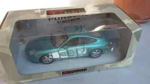 1/18 UT MODELS PORSCHE Carrera, nuova in scatola. - Foto 1 di 4