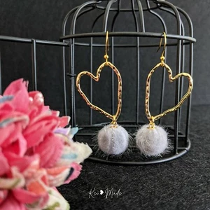 Handmade π¦πΊ Love Heart & Fluffy Pompom Valentines Christmas Dangle Earrings - Picture 1 of 3