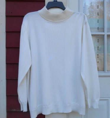 Dressbarn Size 18/20 (50") White Long Sleeve Mock Neck Pullover Sweater - Image 1 of 4