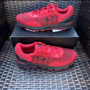 Scarpe sneakers uomo Under Armour HOVR Intake 6 rosso nero misura 10,5 3026134-600 - Foto 1 di 6