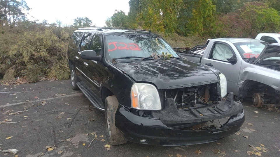 Lower Control Arm Front GMC YUKON XL 1500 Left 07 08 09 10 11 12 13 14 - Image 1 of 4