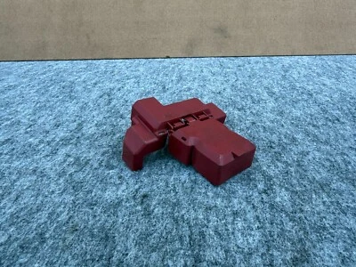 INFINITI Q50 Q60 2014-2024 OEM POSITIVE BATTERY CABLE TERMINAL COVER CAP LID - Image 1 of 3