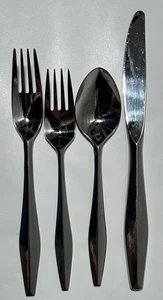 Reed & Barton DIAMANTE 18/8 Edelstahl Korea 4-teiliges Gedeck - Bild 1 von 7