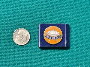 VINTAGE 1969 ERA HOUSTON ASTROS MLB BASEBALL TEAM PIN PINBACK BUTTON - Picture 1 of 2