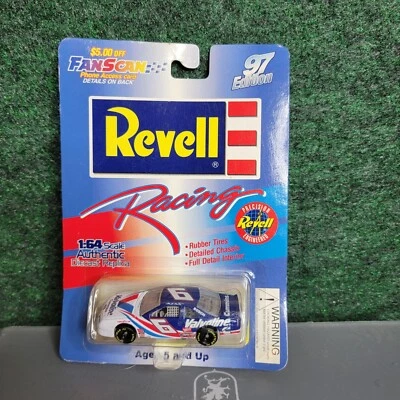 REVELL RACING 97 EDICIÓN #6 COCHE DE CARRERAS MARCA MARTIN 1/64  Foto 1 de 2