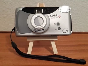 Kodak Easy Load 35 KE30 35mm Vintage VTG Point & Shoot Film Camera - Picture 1 of 8