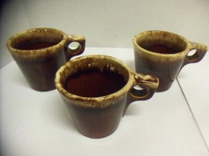 Set Of 3 Vintage Hull Brown Drip Coffee Mugs 3 1/2" Tall X 3 3/4" Diameter No Ch - Picture 1 of 8