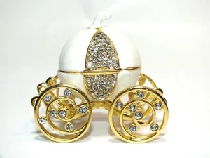 Gold Cinderella Pumpkin Engagement Ring Jewelry Box - Wedding Ring Bearer Box - Picture 1 of 24
