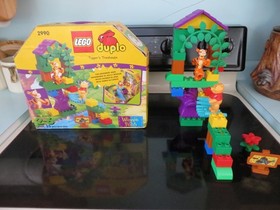 Vintage Duplo Lego "Tigger's Treehouse" #2990 with Box