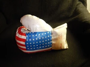 Collectible Woody Harrelson signed boxing glove AKA Boudreau Play it to the Bone - Picture 1 of 10