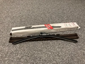 Motorcraft Flat Wiper Blade 500mm 20” Genuine OEM 1694737 MEAU2J17528FA - Picture 1 of 7