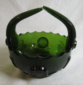 BOYD GLASS 4-1/2" SPLIT HANDLE BASKET ( OLDE LYME) FIRST 5 YEARS - Picture 1 of 4