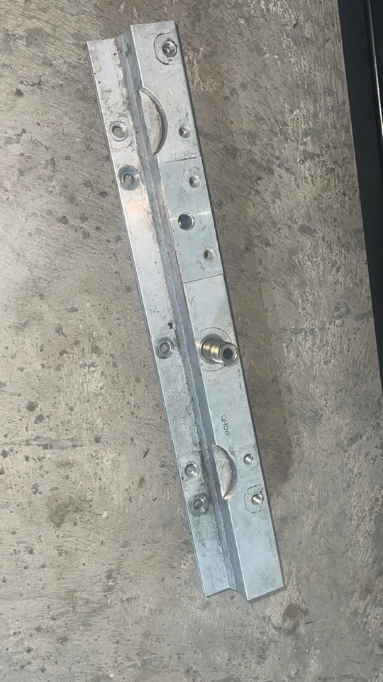 2000-2009 HONDA S2000 OEM ТОПЛИВНАЯ РЕЙКА - Изображение 1 из 1