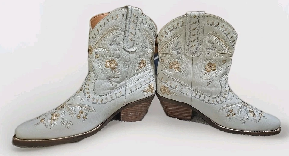 Botines de vaquero del oeste Dingo Primrose bordados florales blancos para mujer talla 7 Foto 1 de 4