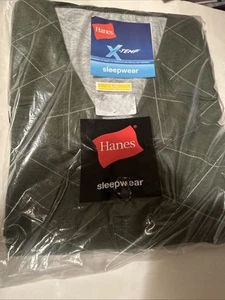 NIP Hanes Men Large Long Sleeve Button Down Top & Pants Sleepwear Set (12066) - Picture 1 of 2
