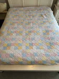 Vintage 1940s Hand Quilted NINE PATCH Pastel Colored Quilt 65 X 96 Olympic Queen - Picture 1 of 19