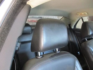 300 2016 Headrest 1664746 - Picture 1 of 22