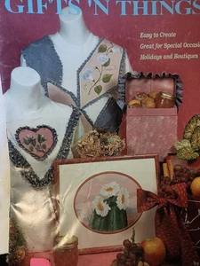 Gifts 'N Things von Laurie Stiff und Irene Schield (Musterheft) sehr guter Zustand 1990 S11 - Bild 1 von 1