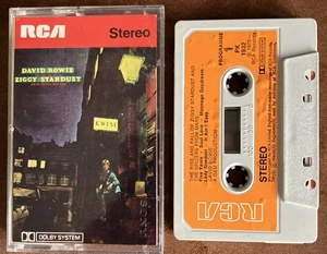 DAVID BOWIE - ZIGGY STARDUST (RCA PK1932) 1970s UK cassette album - Picture 1 of 2