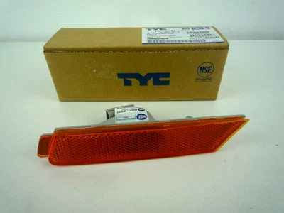 TYC 18-6092-00-1  REPLACMENT LEFT SIDE MARKER INDICATOR FOR CHEVROLET CAMARO - Image 1 of 4