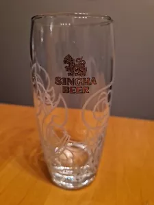Singha Beer Half Pint Beer Lager Glass White Dragon Print Home Bar Man Cave - Picture 1 of 4