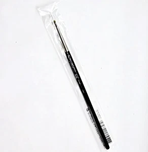 MAC 210 Precise Eye Liner Brush Full Size (New in Sleeve) - Picture 1 of 1