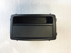 Original Mercedes CLK W209 Radioschacht Ablagefach  Rahmen A2036830691 NEU - Bild 1 von 2