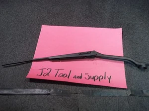 +New OEM Mopar MD542482 Wiper Arm - Picture 1 of 3